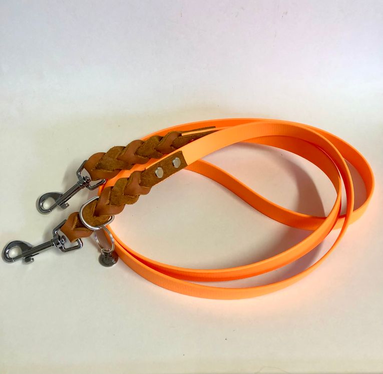 handgefertigte Hundeleine aus BIothane mit Fettleder, viele Farben und Längen, individuell gestalten, handgefertigt von paleroad.design