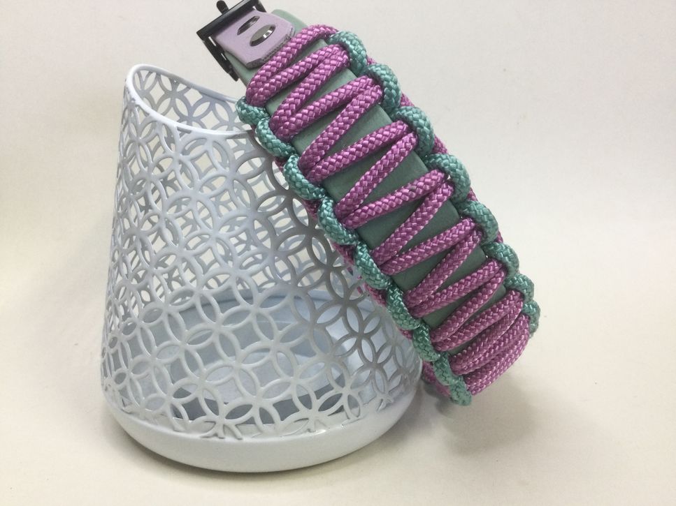 Halsband Lace mit Paracord Sagegrün/Flieder, HU 42-46 cm