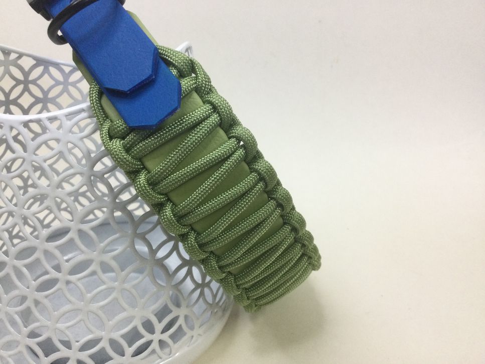 Halsband Lace mit Paracord, Guacamole/Dunkelblau, HU 41-44 cm