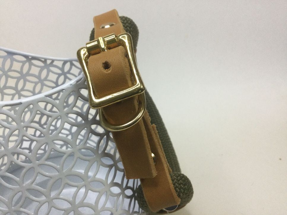 Halsband Lynn – Olivegrün, HU 32-35 cm